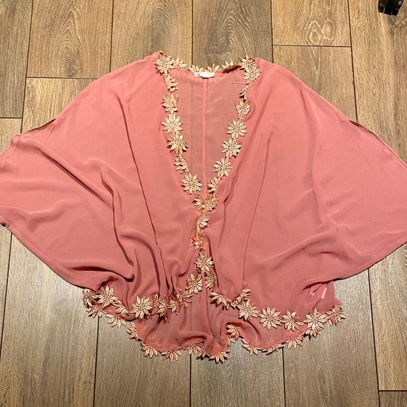 NASTY GAL Women's Flower Trimmed Sheer Kimono Swim Cover-Up│Size Small - Picture 3 of 10